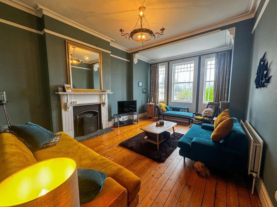 The Victorian Townhouse Portrush Villa ภายนอก รูปภาพ