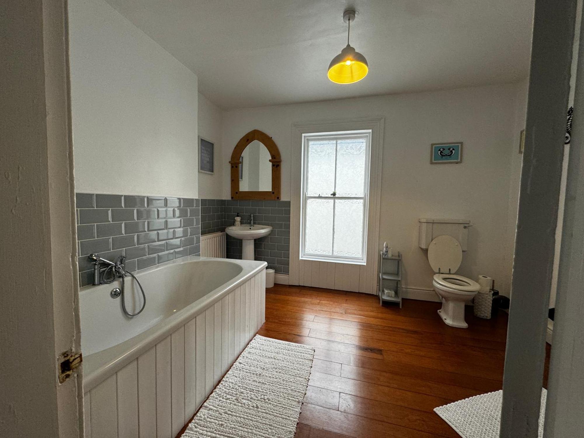 The Victorian Townhouse Portrush Villa ภายนอก รูปภาพ